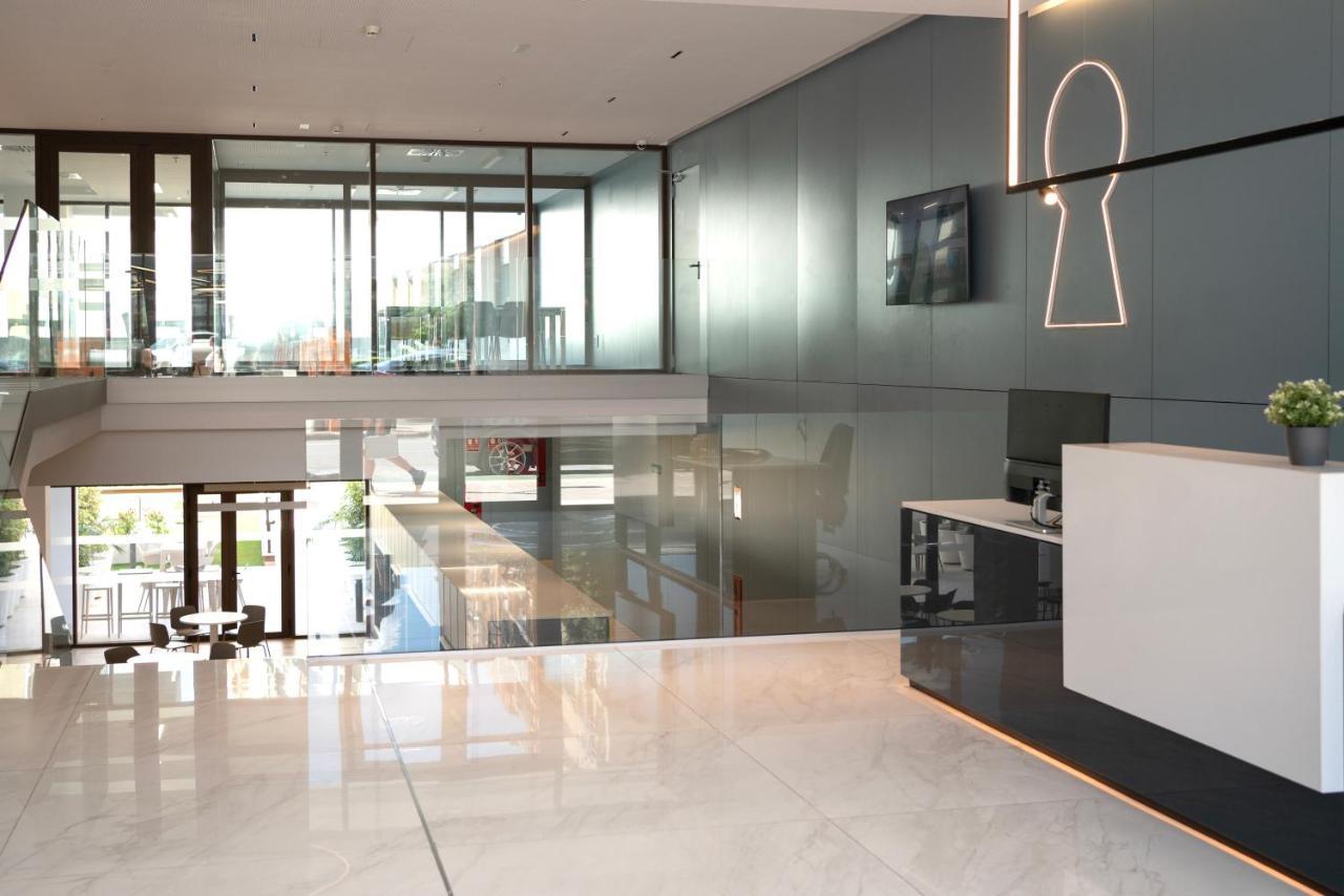 Micampus Avenida Del Puerto - Residencia De Estudiantes Apartamento *