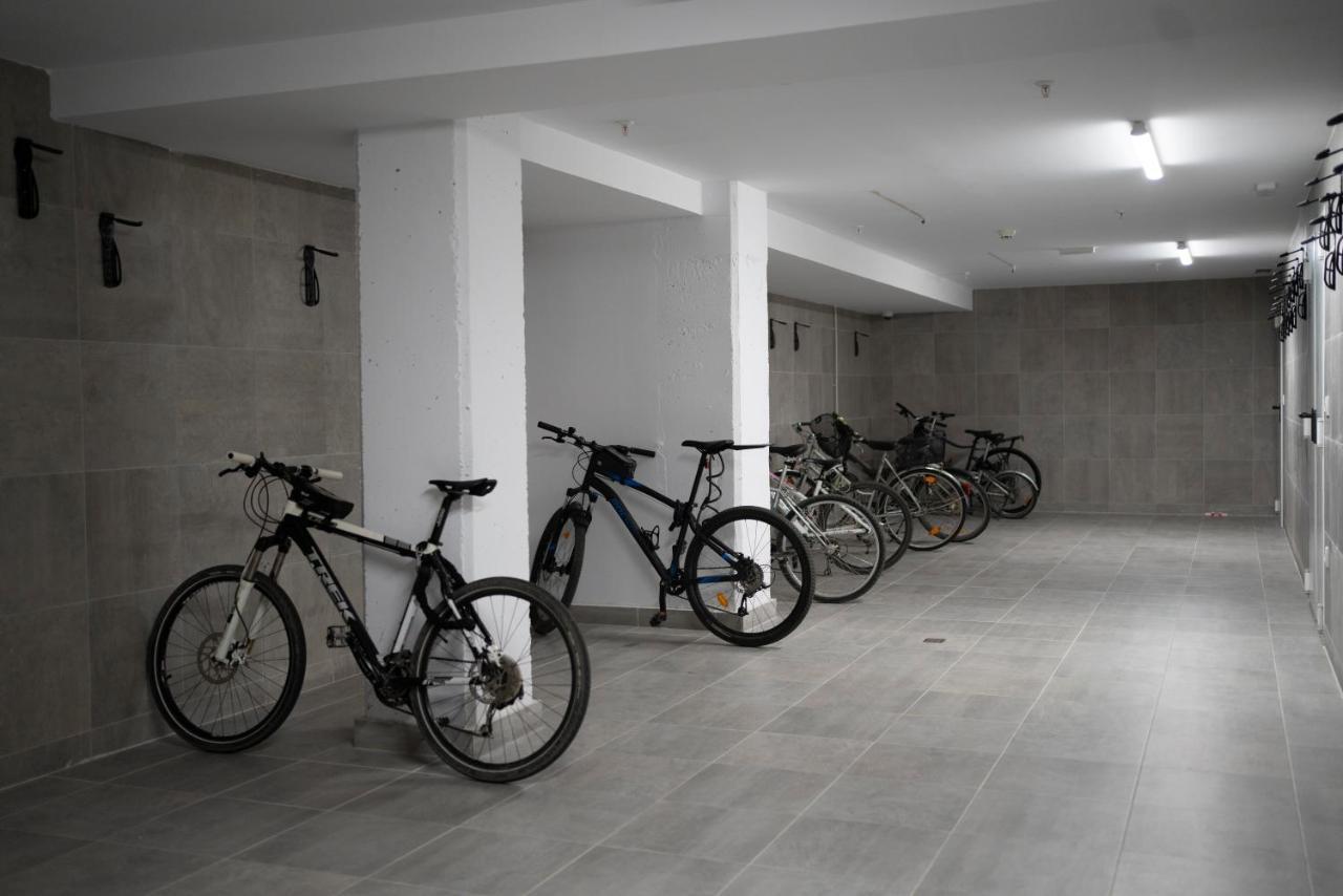 Micampus Avenida Del Puerto - Residencia De Estudiantes Valence